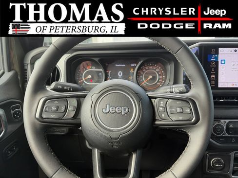 Used 2025 Jeep Wrangler Unlimited Sport AWD/4WD image 16