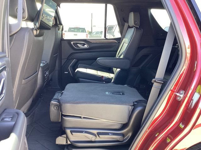 Used 2024 Chevrolet Tahoe Premier w/ Advanced Technology Package AWD/4WD image 8