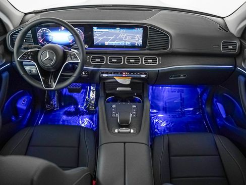 New 2026 Mercedes-Benz GLS 450 4MATIC image 12