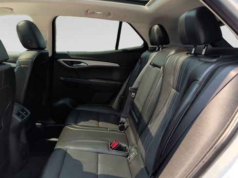 Used 2024 Buick Envision Avenir AWD/4WD image 31