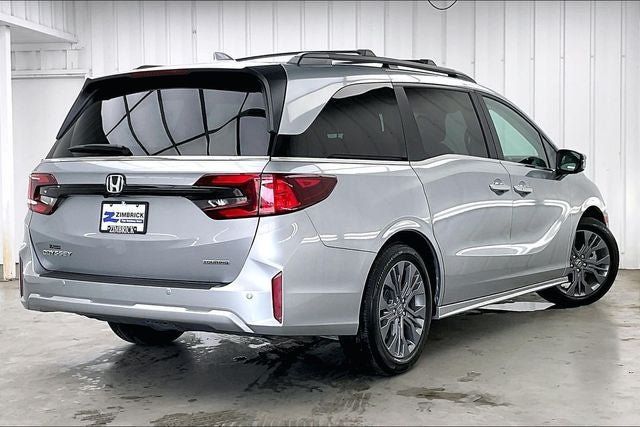 Certified 2026 Honda Odyssey Touring image 12