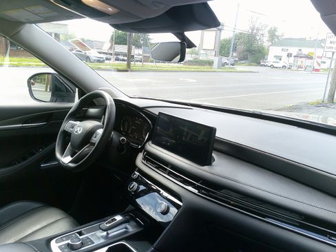 Used 2023 INFINITI QX60 Luxe w/ Performance Audio Package AWD/4WD image 25