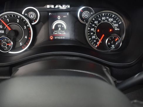 Used 2024 RAM 2500 Big Horn AWD/4WD image 21
