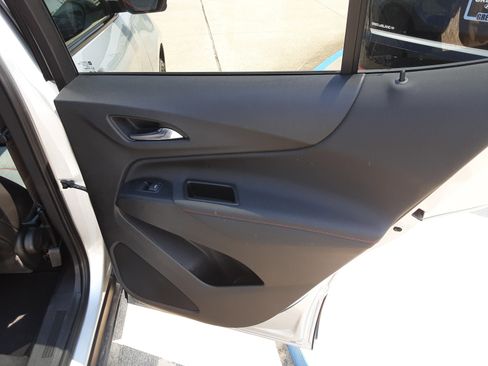 Used 2022 Chevrolet Equinox RS w/ RS Leather Package image 14