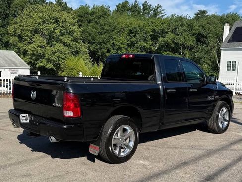 Used 2017 RAM 1500 Express AWD/4WD image 3