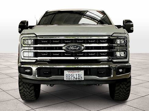 Used 2024 Ford F350 Lariat image 3