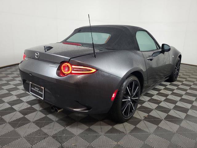 Certified 2025 MAZDA MX-5 Miata Grand Touring RWD image 4