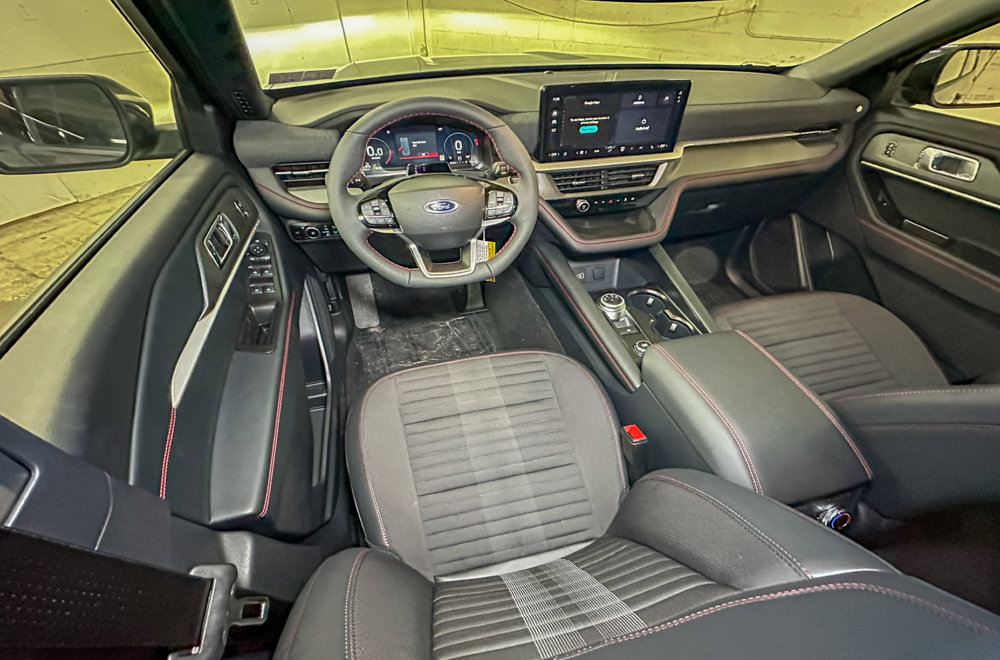 New 2027 Ford Explorer ST-Line AWD/4WD image 9