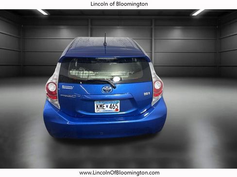 Used 2014 Toyota Prius C One image 7