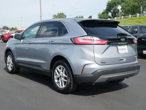 Certified 2024 Ford Edge SEL AWD/4WD image 3