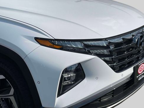 Used 2023 Hyundai Tucson Limited AWD/4WD image 9