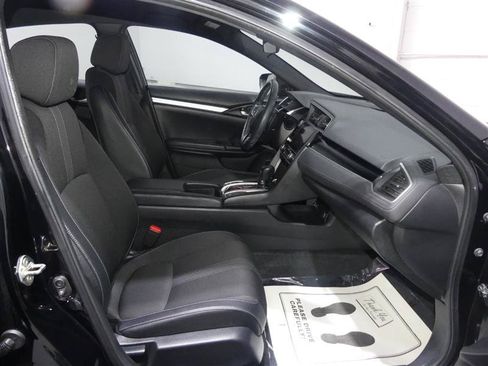 Used 2019 Honda Civic Sport image 21