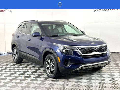 Used 2021 Kia Seltos EX AWD/4WD image 2