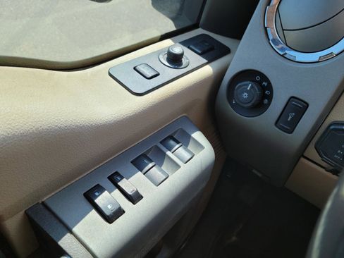 Used 2015 Ford F350 Lariat w/ Lariat Ultimate Package AWD/4WD image 13