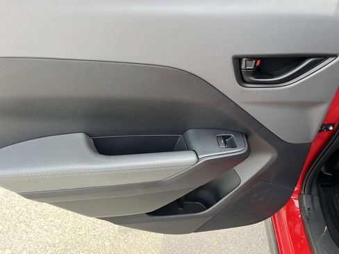 Used 2025 Subaru Crosstrek 2.0i Premium w/ Popular Package #4 image 18