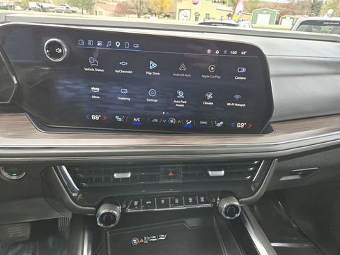 Used 2025 Chevrolet Tahoe Z71 AWD/4WD image 14