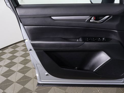 Used 2019 MAZDA CX-5 Touring image 19