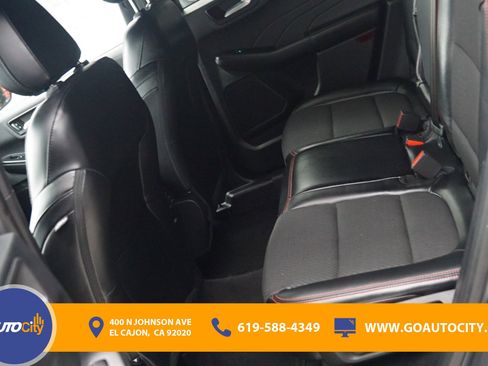 Used 2023 Ford Escape ST-Line image 13