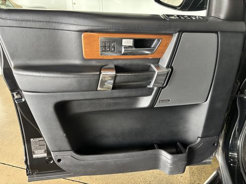 Used 2015 Land Rover LR4 HSE LUX image 8