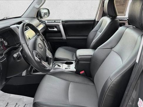 Used 2024 Toyota 4Runner SR5 Premium image 9