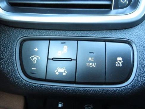 Used 2019 Kia Sorento SX image 25