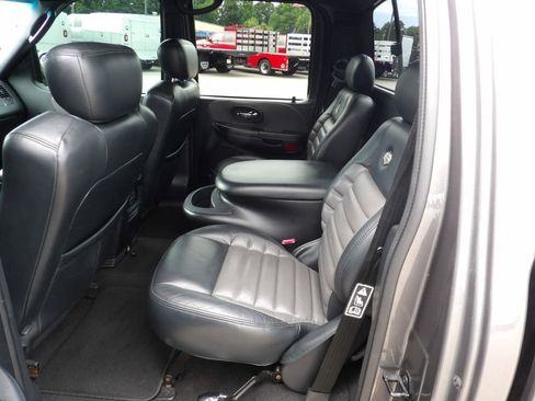 Used 2002 Ford F150 Harley-Davidson RWD image 29