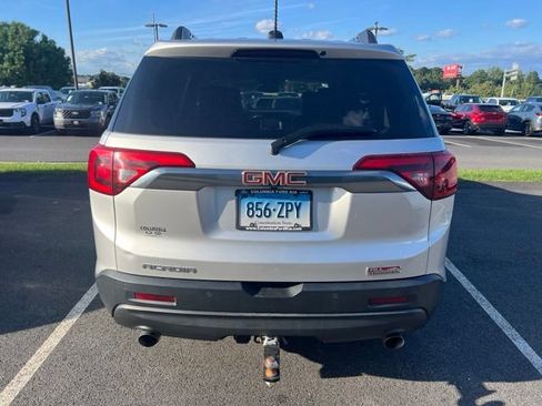 Used 2019 GMC Acadia SLT AWD/4WD image 5