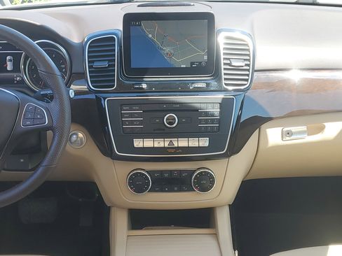 Used 2018 Mercedes-Benz GLE 350 4MATIC image 16