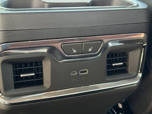 New 2026 GMC Sierra 1500 Denali Ultimate AWD/4WD image 15