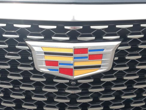 Certified 2022 Cadillac Escalade Premium Luxury w/ Performance Package image 30