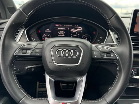 Used 2018 Audi SQ5 Premium Plus w/ S Sport Package AWD/4WD image 22