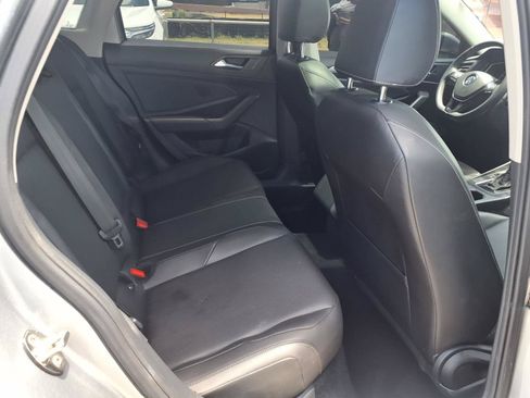 Used 2020 Volkswagen Jetta SE FWD image 20