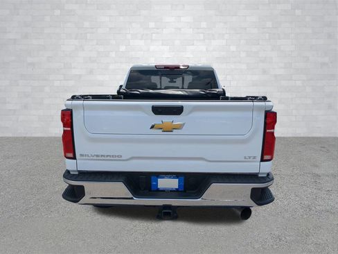 Used 2025 Chevrolet Silverado 2500 LTZ w/ LTZ Premium Package image 13