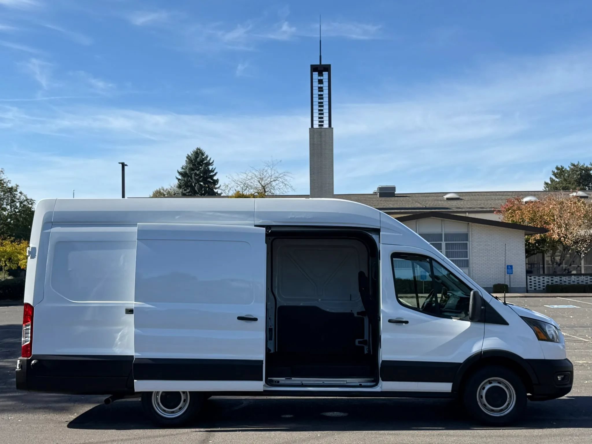 Used 2020 Ford Transit 350 148 High Roof Extended RWD image 21