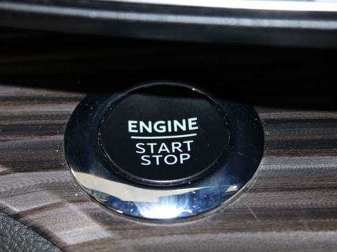 Used 2023 Ford Explorer Limited image 41