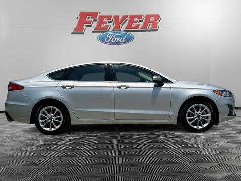 Used 2019 Ford Fusion SE image 6