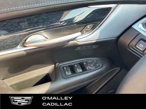 Certified 2026 Cadillac XT5 Premium Luxury w/ Driver Assist Package AWD/4WD image 19