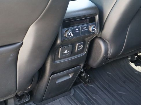 Used 2018 GMC Acadia SLT AWD/4WD image 24