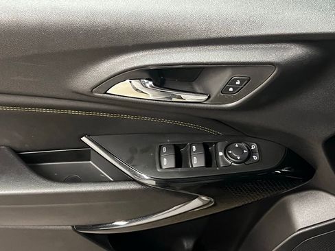 New 2026 Chevrolet Trax LT w/ Midnight Edition image 11