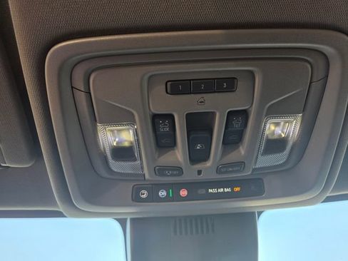 Used 2024 Chevrolet Silverado 2500 LTZ w/ LTZ Plus Package AWD/4WD image 10