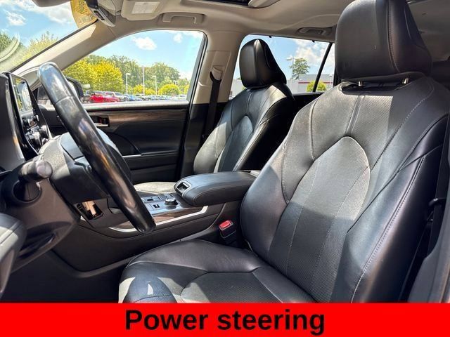 Used 2020 Toyota Highlander Limited AWD/4WD image 23