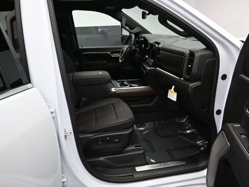 New 2026 Chevrolet Silverado 3500 High Country w/ Technology Package image 26