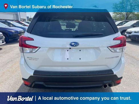 Certified 2023 Subaru Forester Limited AWD/4WD image 5