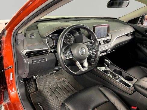 Used 2022 Nissan Altima 2.5 SR FWD image 16