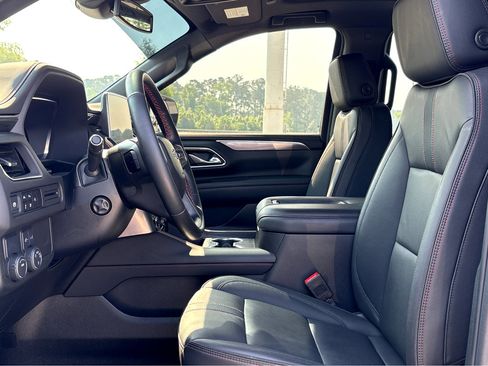 Used 2024 Chevrolet Tahoe RST w/ Luxury Package RWD image 14