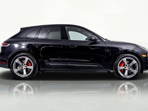 Used 2022 Porsche Macan S w/ Premium Package Plus image 6