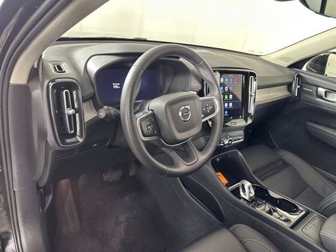 Used 2024 Volvo XC40 B5 Plus w/ Climate Package image 13