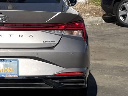 Used 2023 Hyundai Elantra Limited w/ Cargo Package image 11