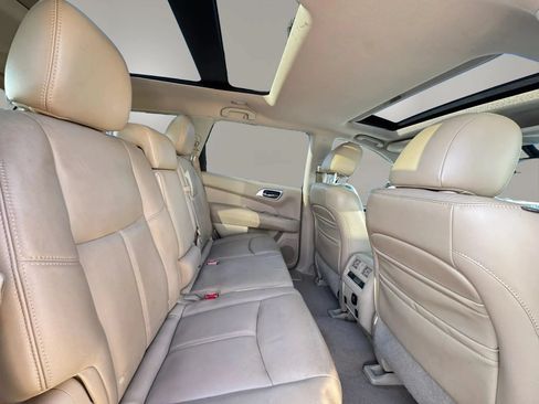 Used 2013 Nissan Pathfinder SL w/ SL Premium Pkg FWD image 13