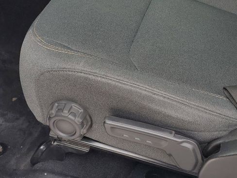 Used 2024 Jeep Wrangler Sport S image 9